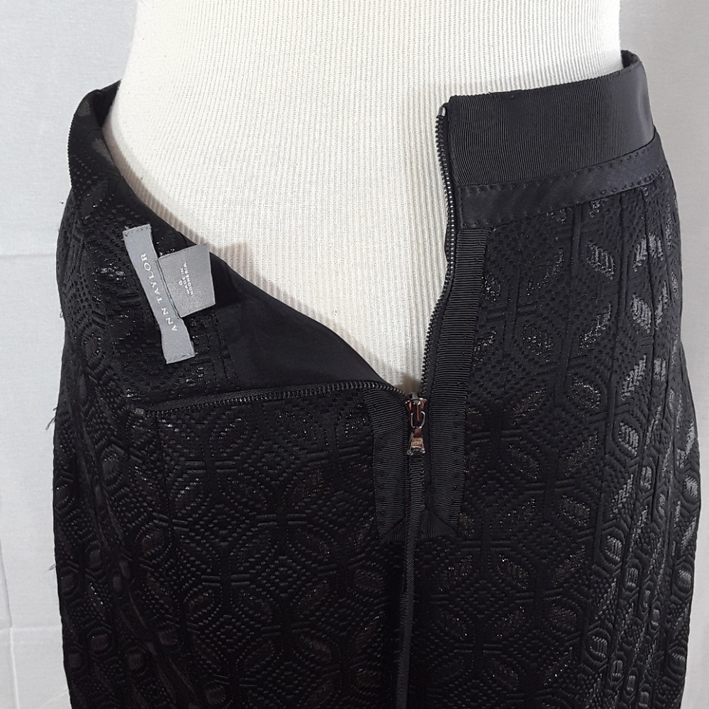 Ann Taylor black skirt with nice design pattern - Picture 5 of 5